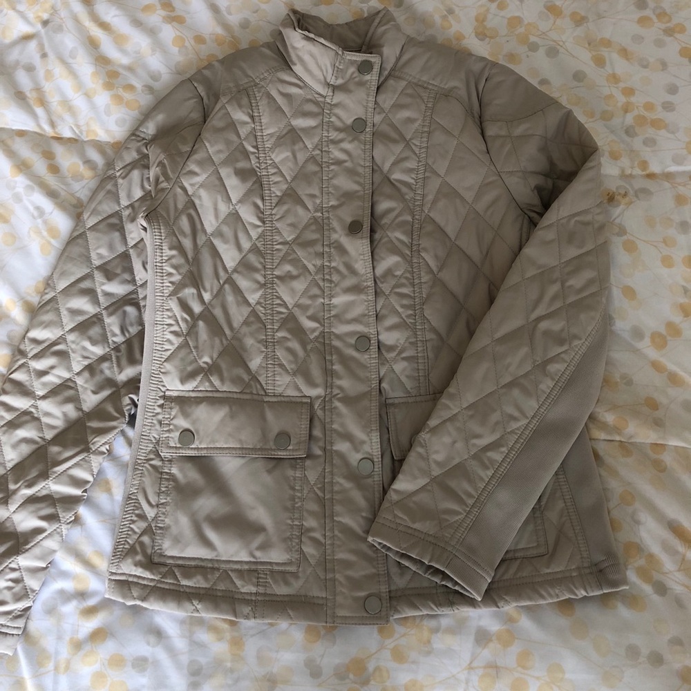 Gently worn light puffy coat